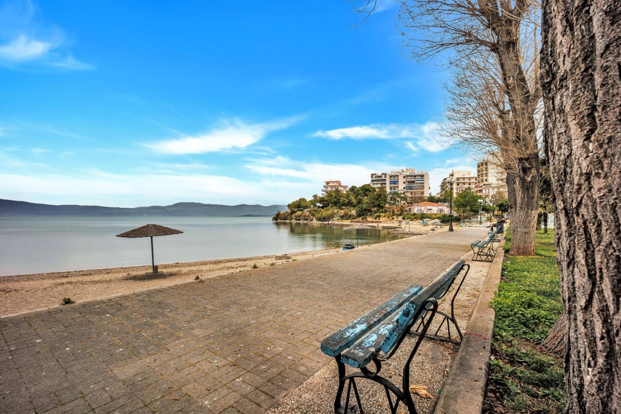 Fabulous Central Apartment Close To The Sea! Chalkís Zewnętrze zdjęcie